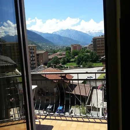 Arc En Ciel Apartment Aosta Exterior photo